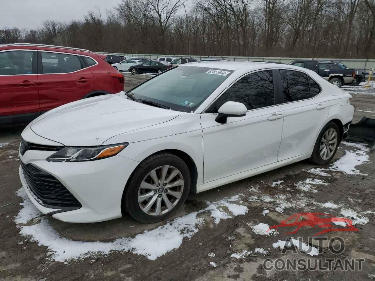 TOYOTA CAMRY 2018 - 4T1B11HK0JU034494