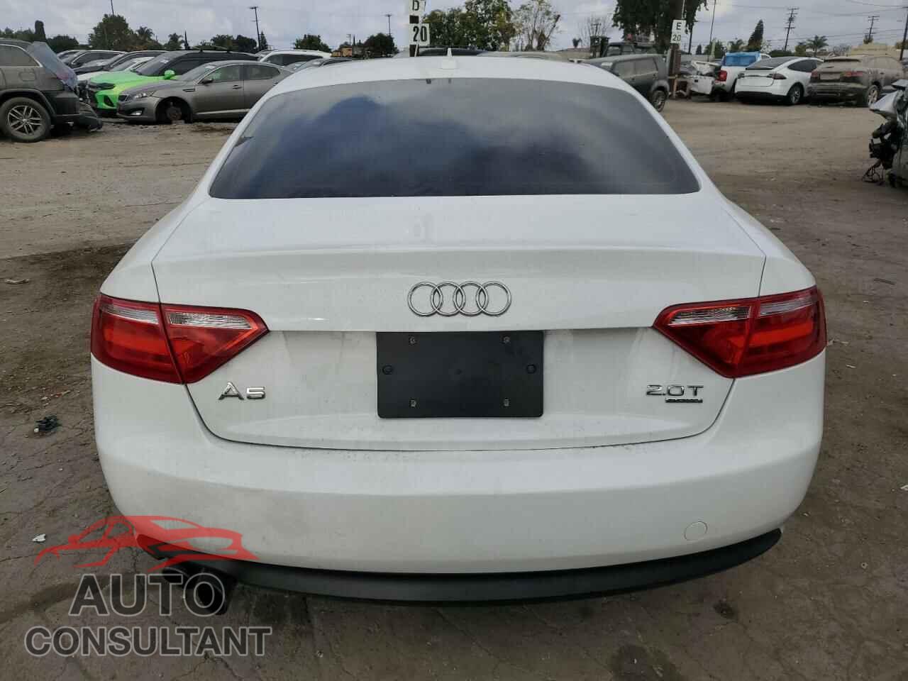 AUDI A5 2012 - WAUCFAFR4CA009545