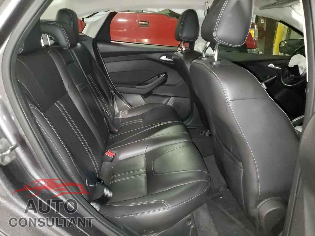 FORD FOCUS 2012 - 1FAHP3H29CL196695