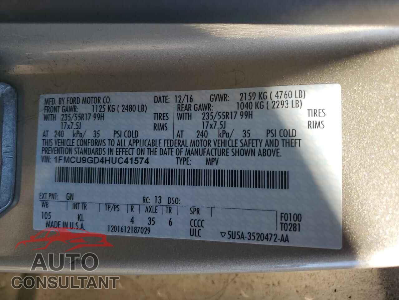 FORD ESCAPE 2017 - 1FMCU9GD4HUC41574