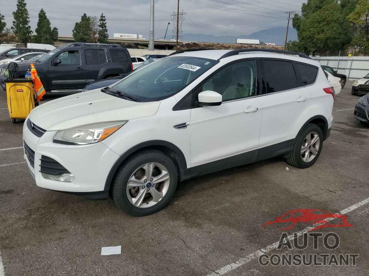 FORD ESCAPE 2015 - 1FMCU0G91FUA46309