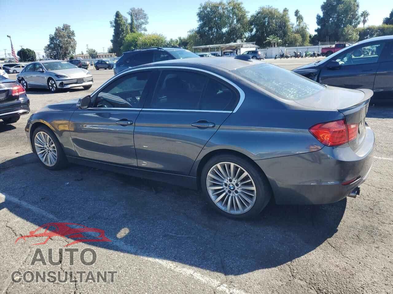 BMW 3 SERIES 2012 - WBA3C1C50CF431504