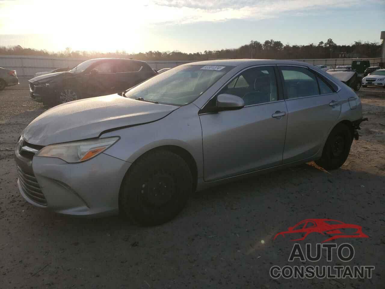 TOYOTA CAMRY 2016 - 4T4BF1FK6GR554301