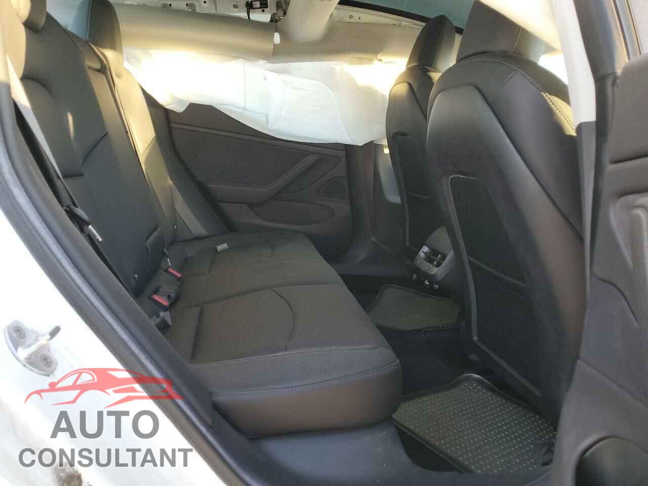 TESLA MODEL 3 2018 - 5YJ3E1EA1JF006558