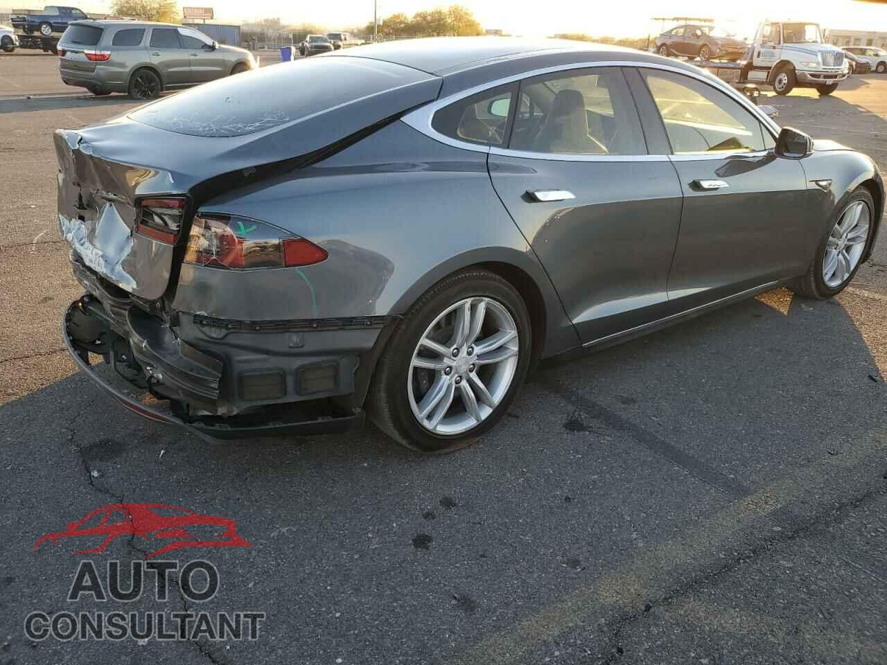 TESLA MODEL S 2013 - 5YJSA1AG6DFP08770