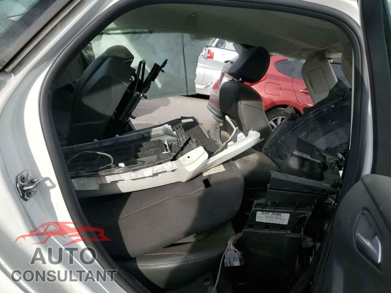 FORD FOCUS 2013 - 1FADP3F24DL263612