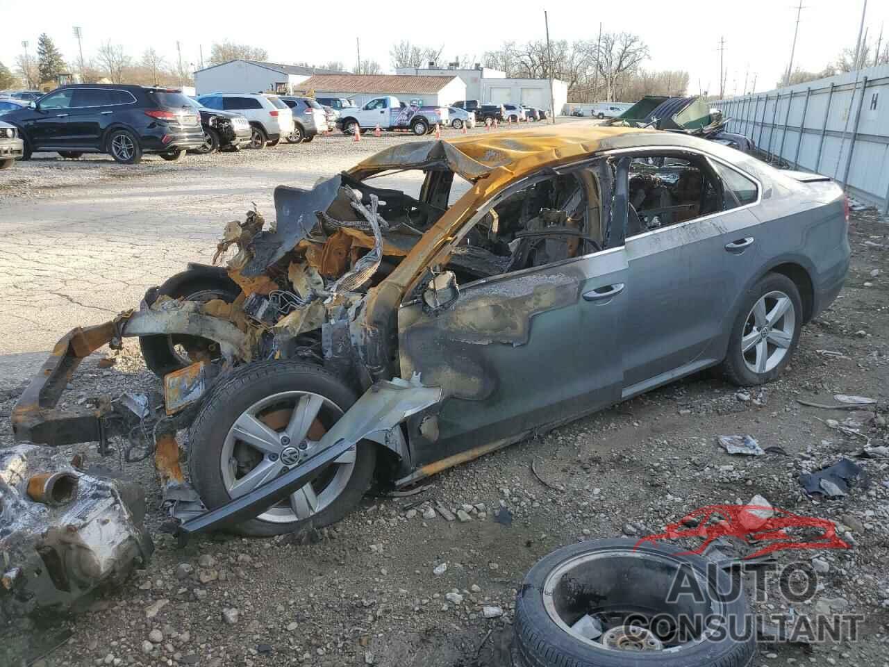 VOLKSWAGEN PASSAT 2015 - 1VWAT7A32FC081231