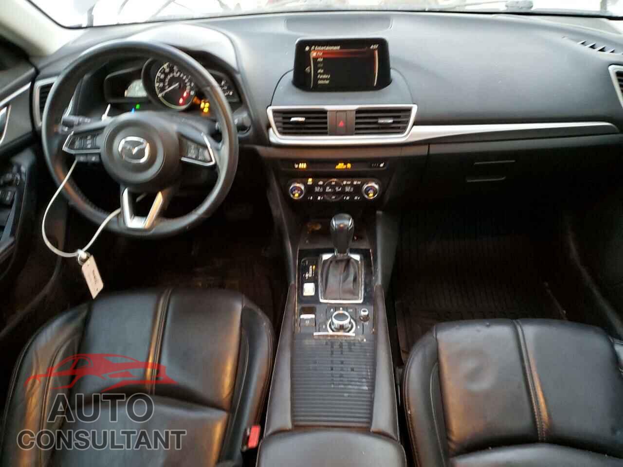 MAZDA 3 2017 - 3MZBN1L75HM119211