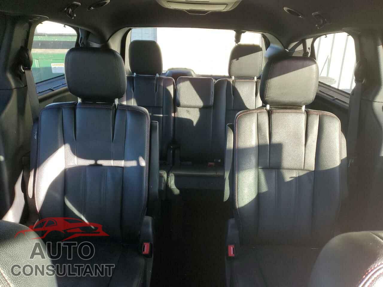 DODGE CARAVAN 2015 - 2C4RDGEG2FR709523