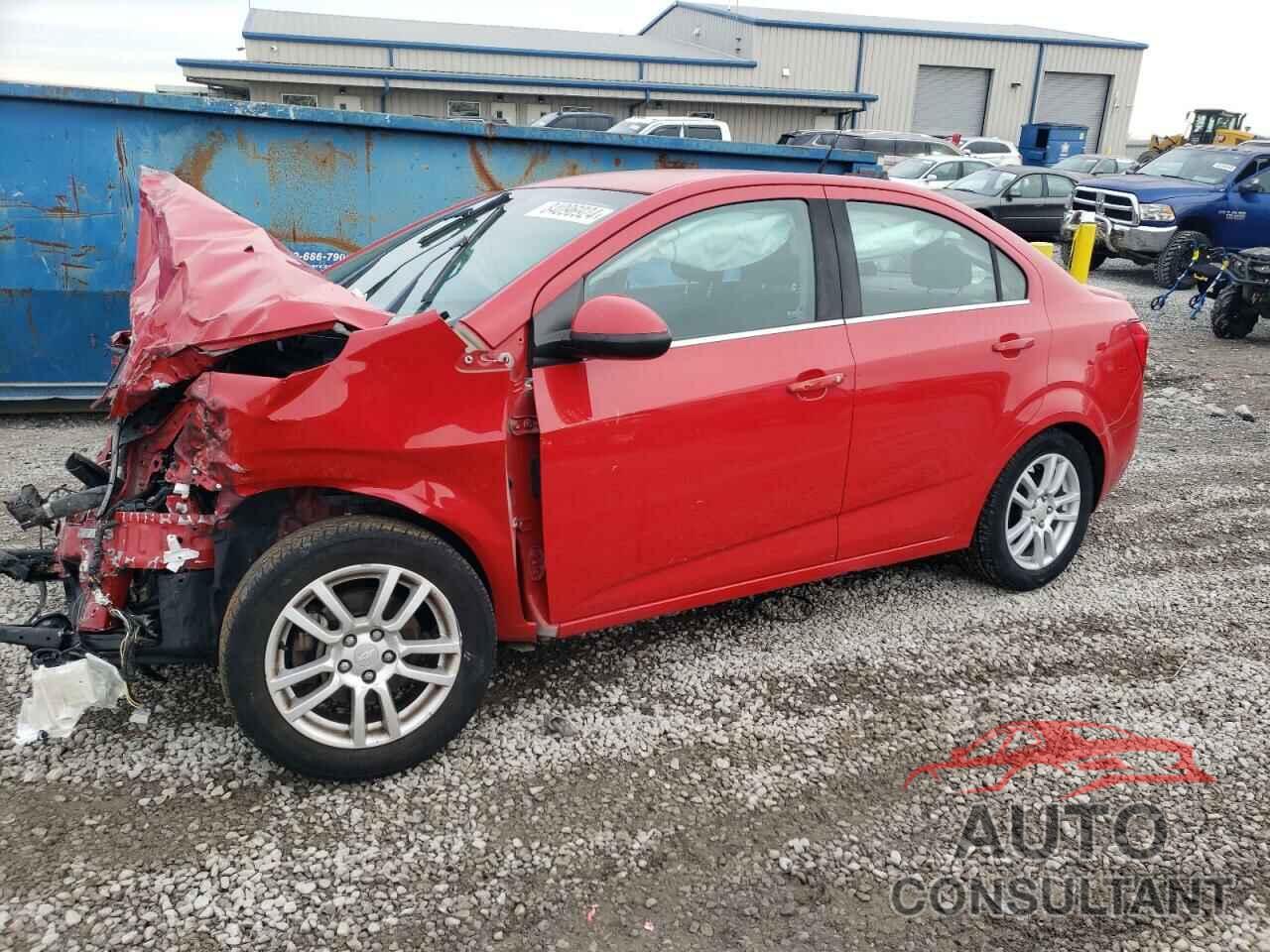 CHEVROLET SONIC 2013 - 1G1JC5SH9D4113139