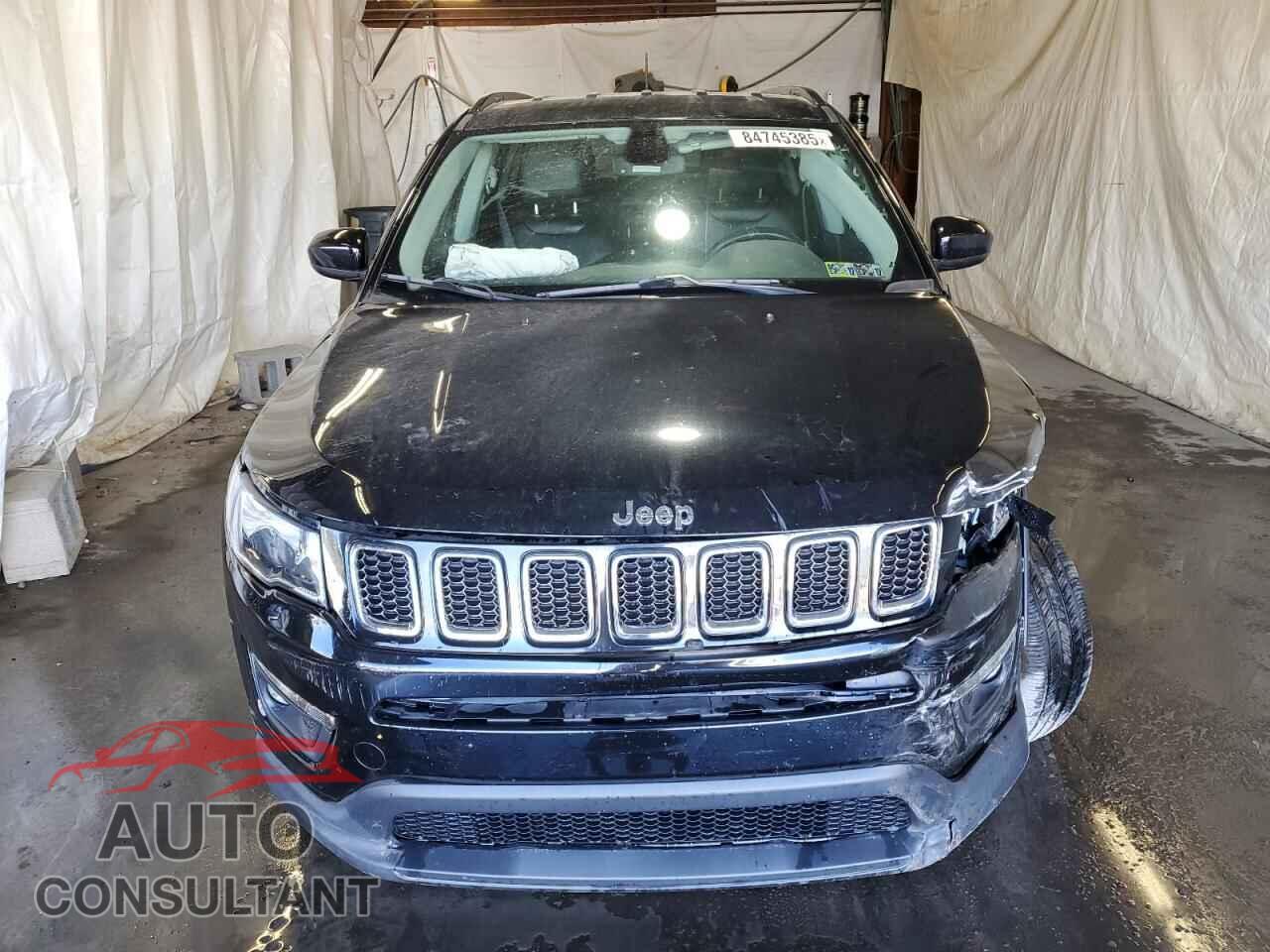 JEEP COMPASS 2019 - 3C4NJDBB9KT828823