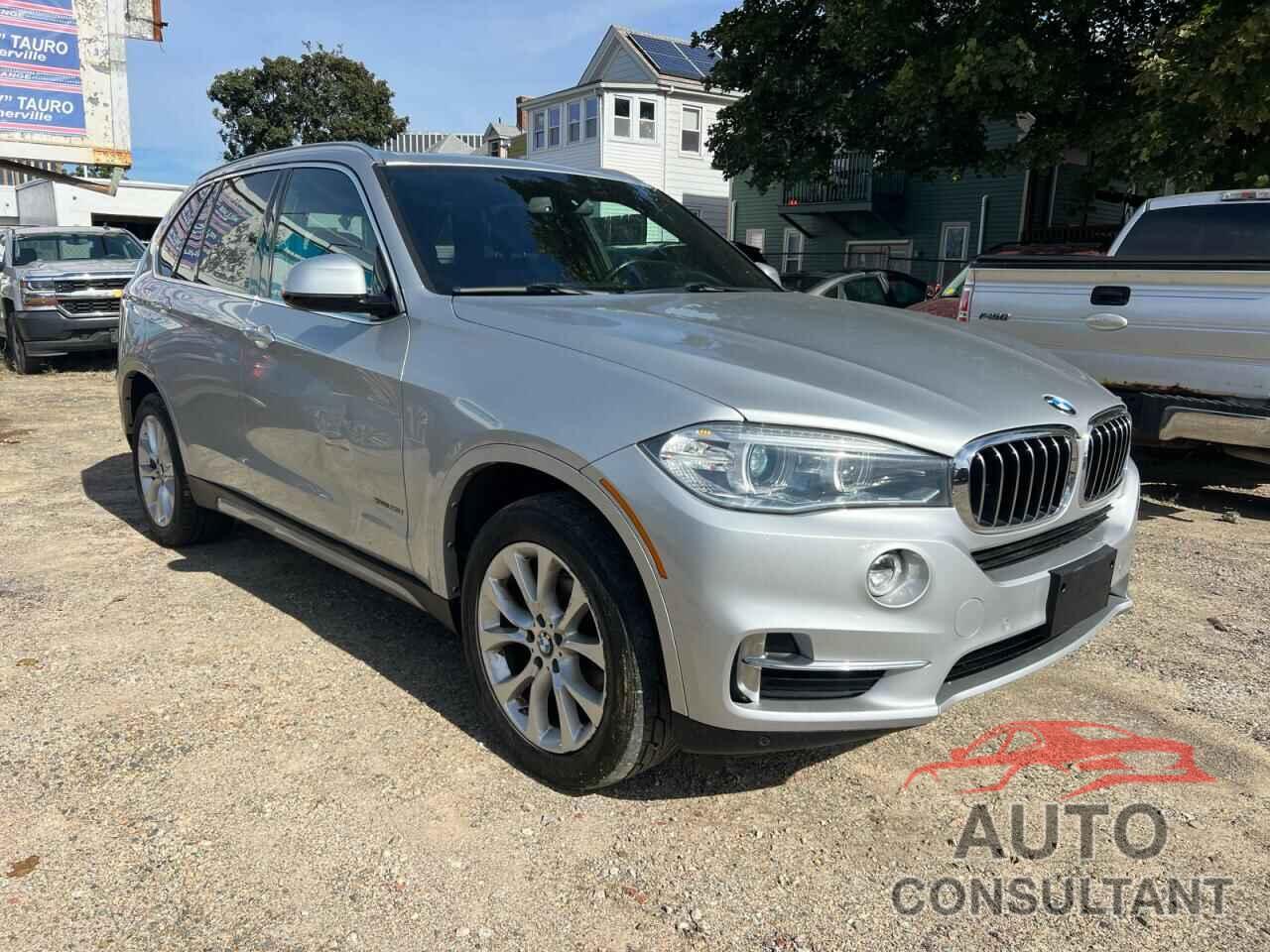 BMW X5 2018 - 5UXKR0C59JL073307