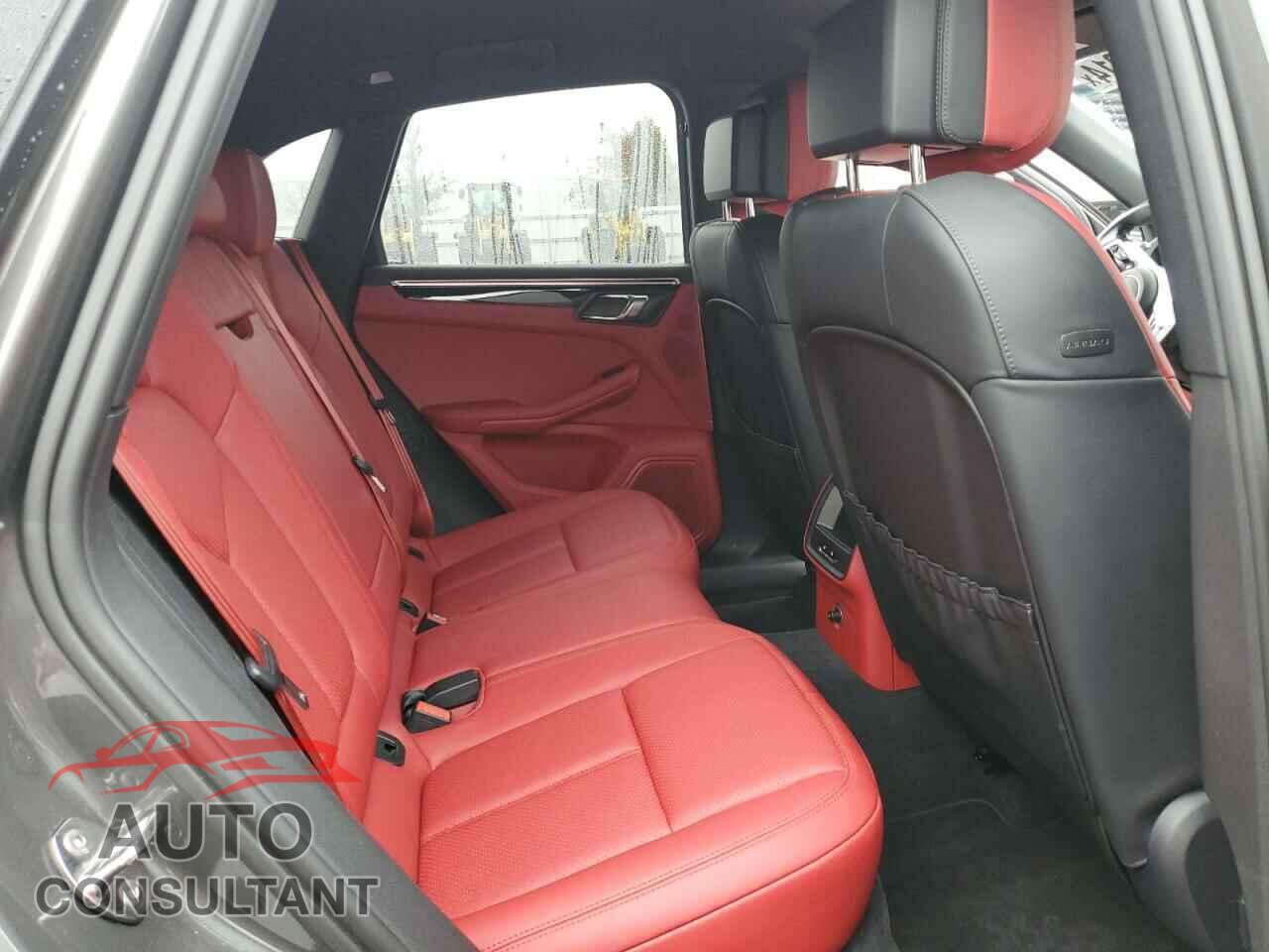 PORSCHE MACAN 2015 - WP1AB2A54FLB57671