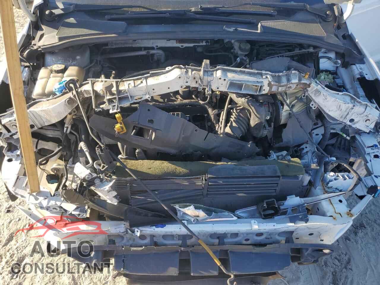 FORD FOCUS 2014 - 1FADP3F29EL358703