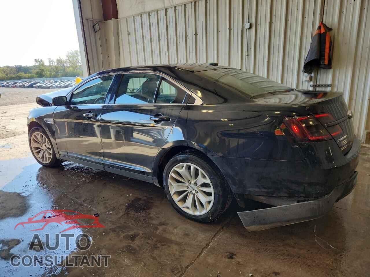FORD TAURUS 2015 - 1FAHP2F85FG108840
