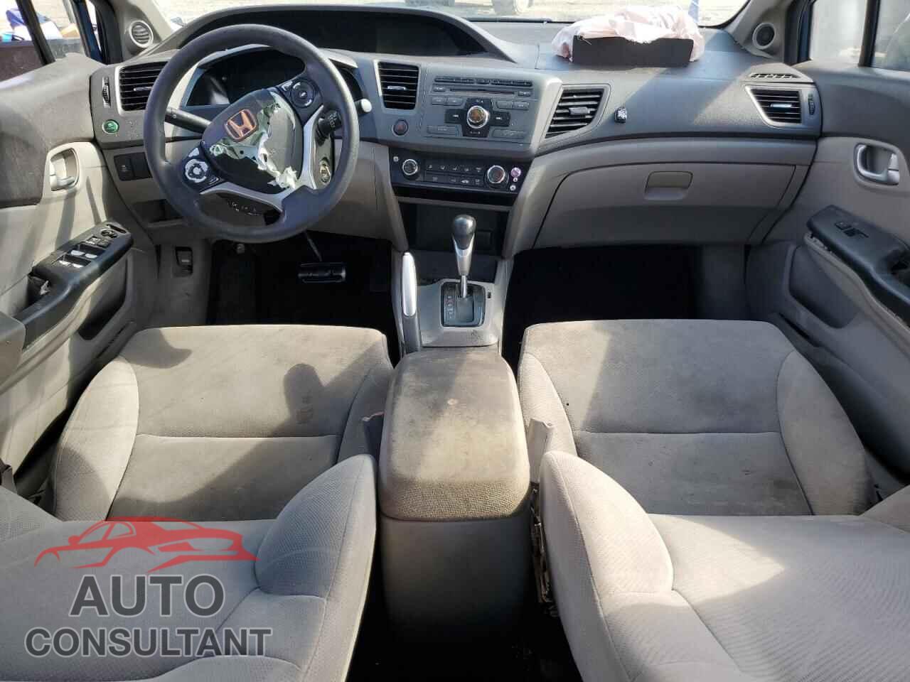 HONDA CIVIC 2012 - 2HGFB2F82CH557409
