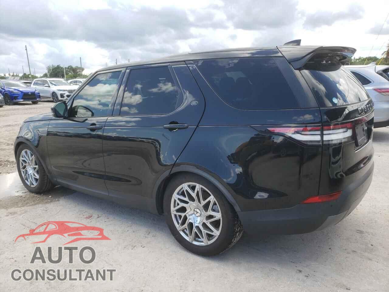 LAND ROVER DISCOVERY 2017 - SALRGBBV6HA042176