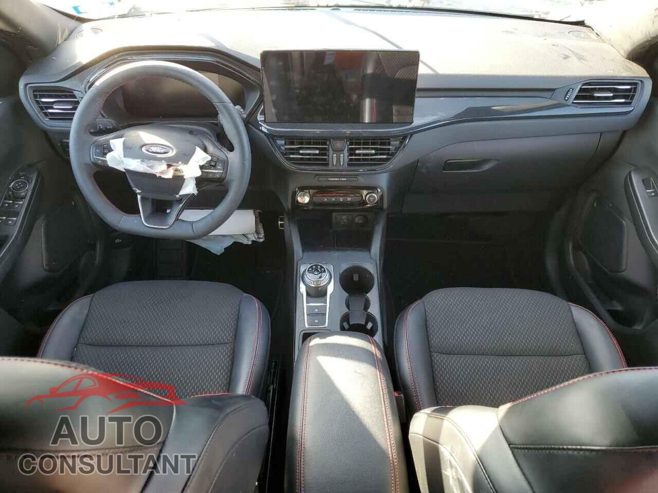 FORD ESCAPE ST 2023 - 1FMCU0MN0PUB18166