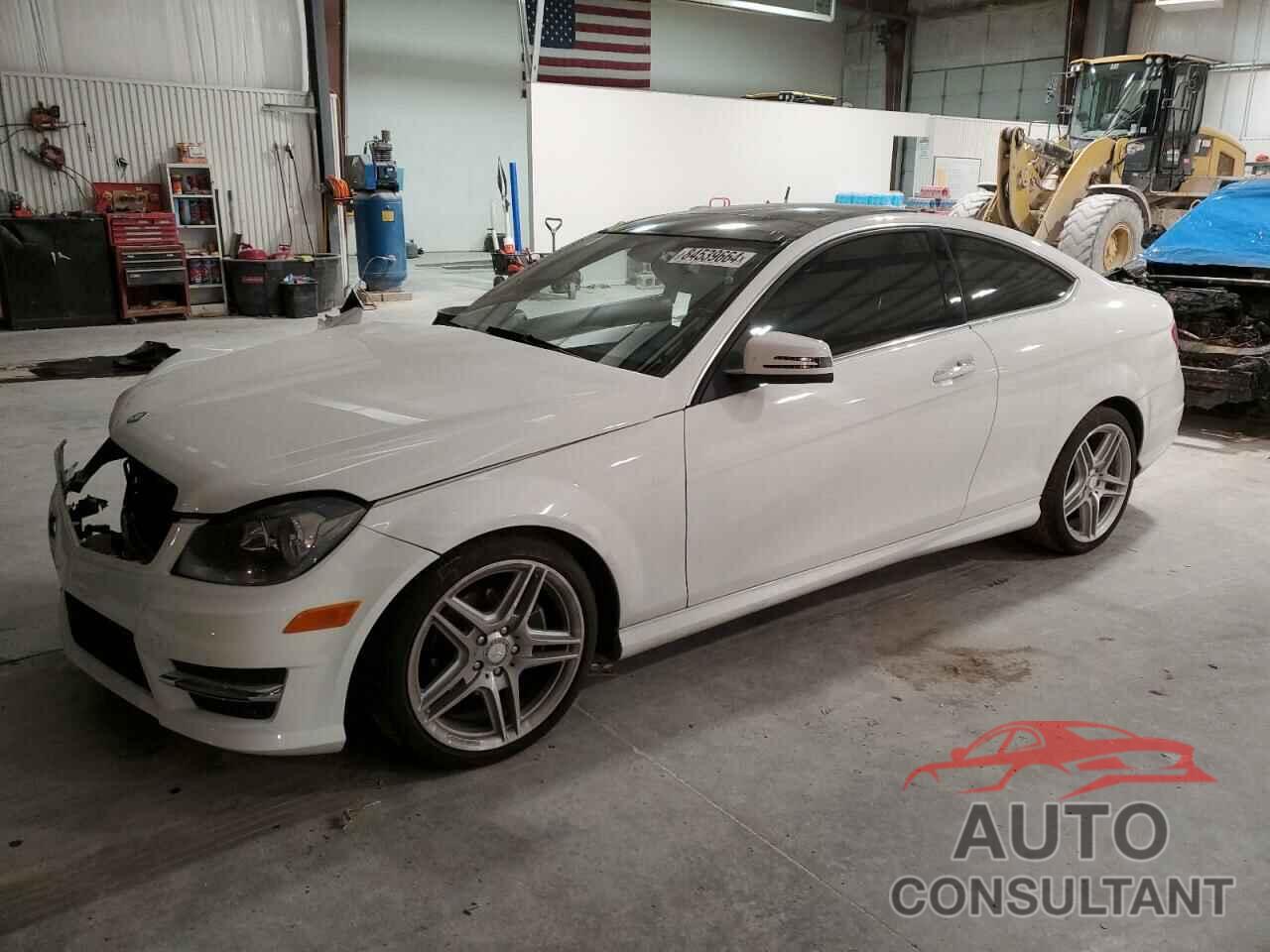 MERCEDES-BENZ C-CLASS 2013 - WDDGJ4HB8DG008522