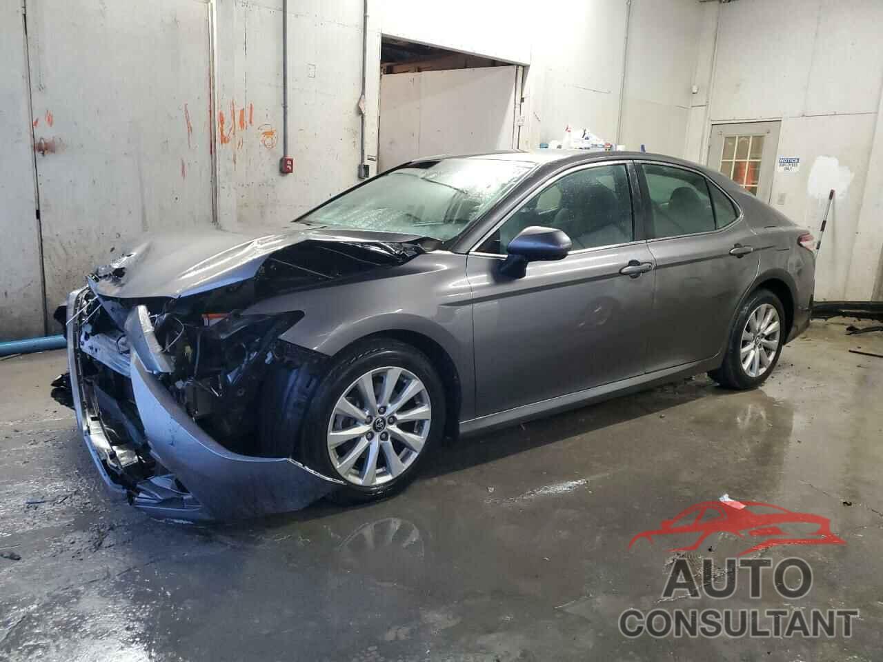 TOYOTA CAMRY 2018 - 4T1B11HK7JU019765