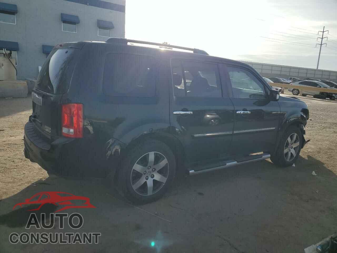 HONDA PILOT 2013 - 5FNYF4H92DB022875