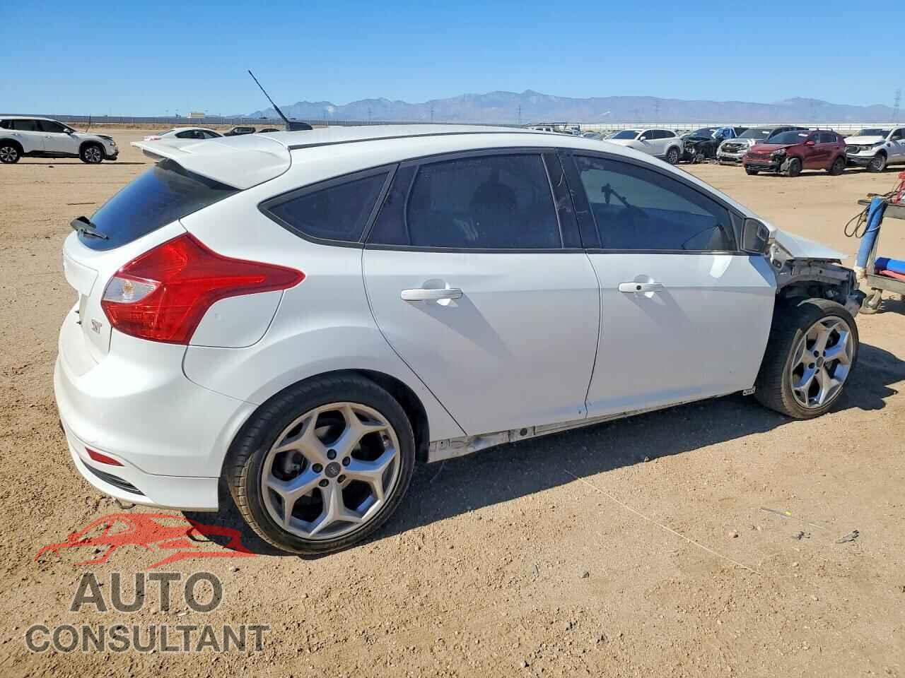 FORD FOCUS 2014 - 1FADP3L98EL399440