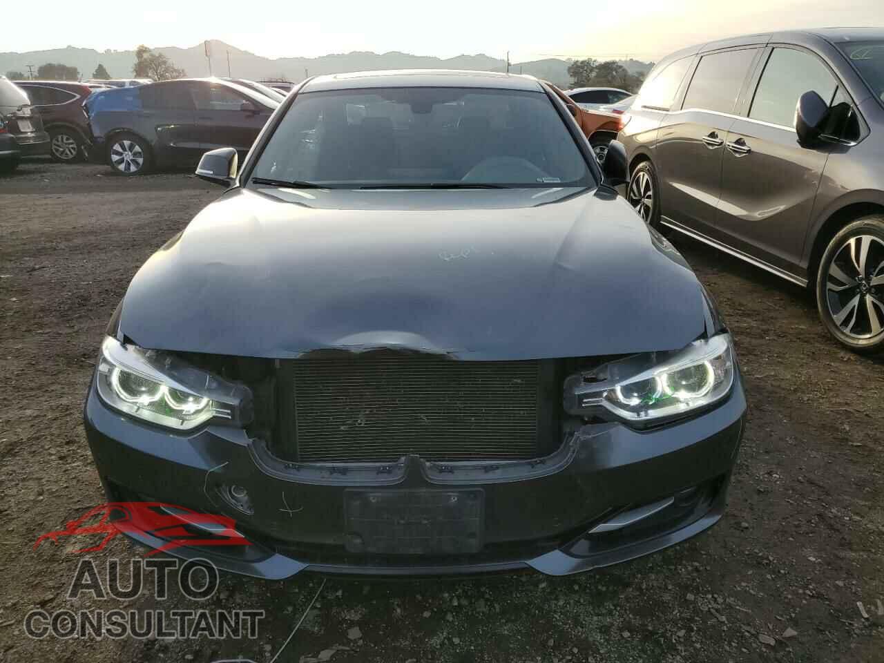 BMW 3 SERIES 2014 - WBA3C1C58EK106822