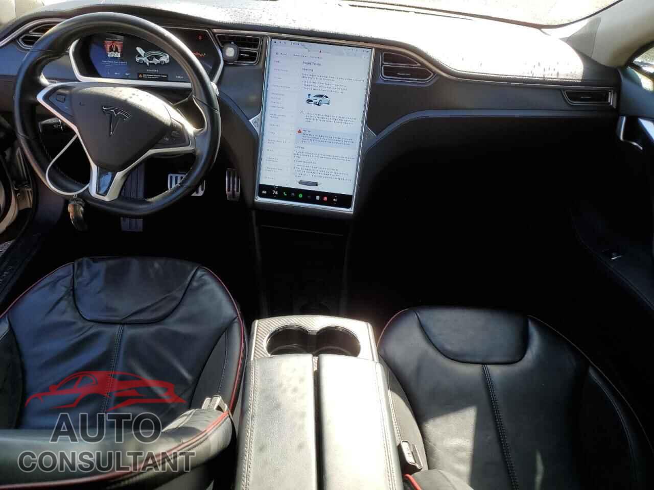 TESLA MODEL S 2013 - 5YJSA1CN6DFP24656