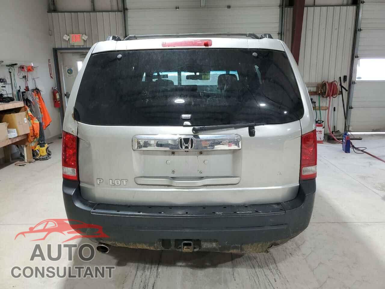 HONDA PILOT 2011 - 5FNYF3H54BB039987