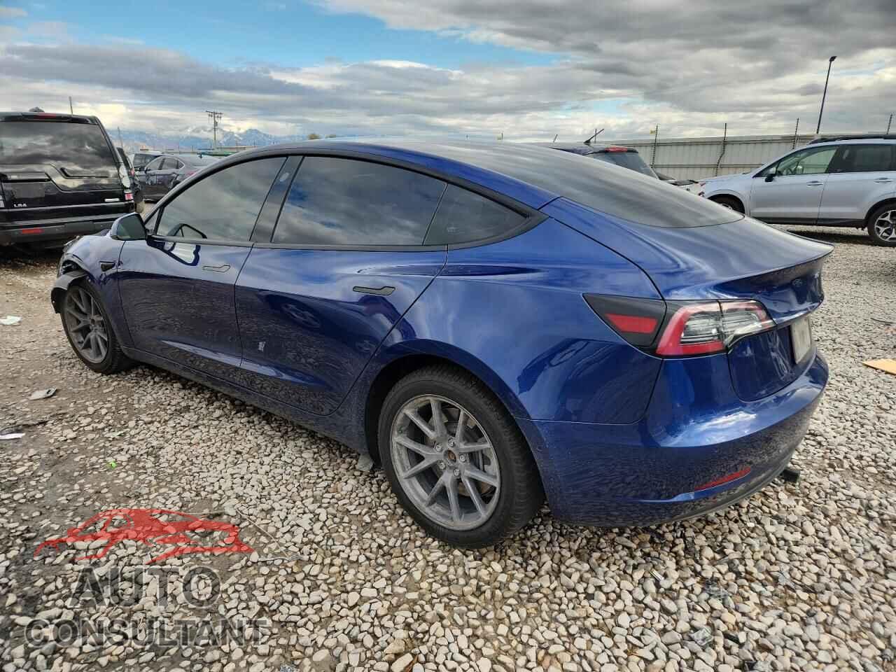 TESLA MODEL 3 2021 - 5YJ3E1EB8MF988196