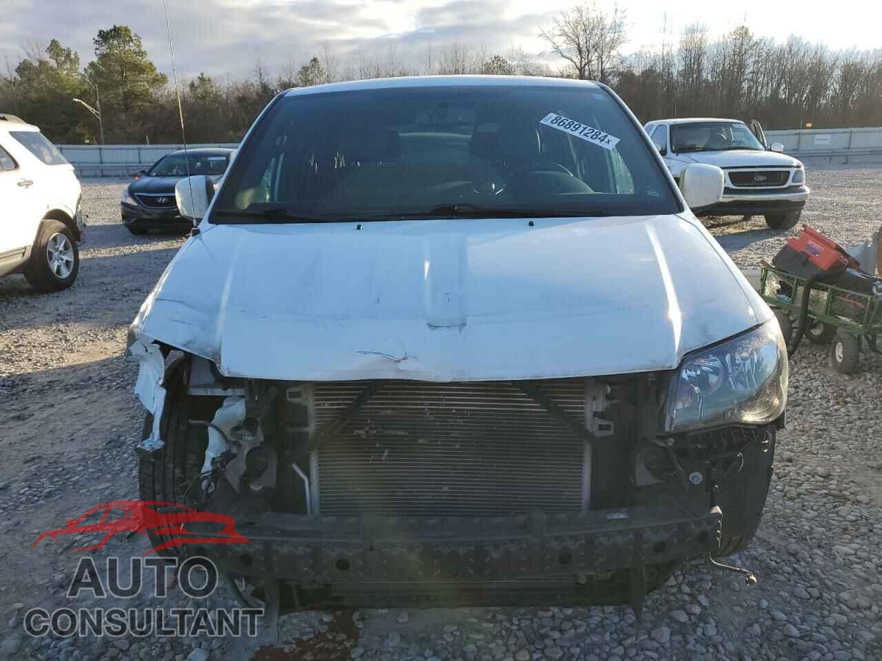 DODGE CARAVAN 2018 - 2C4RDGEG0JR159649