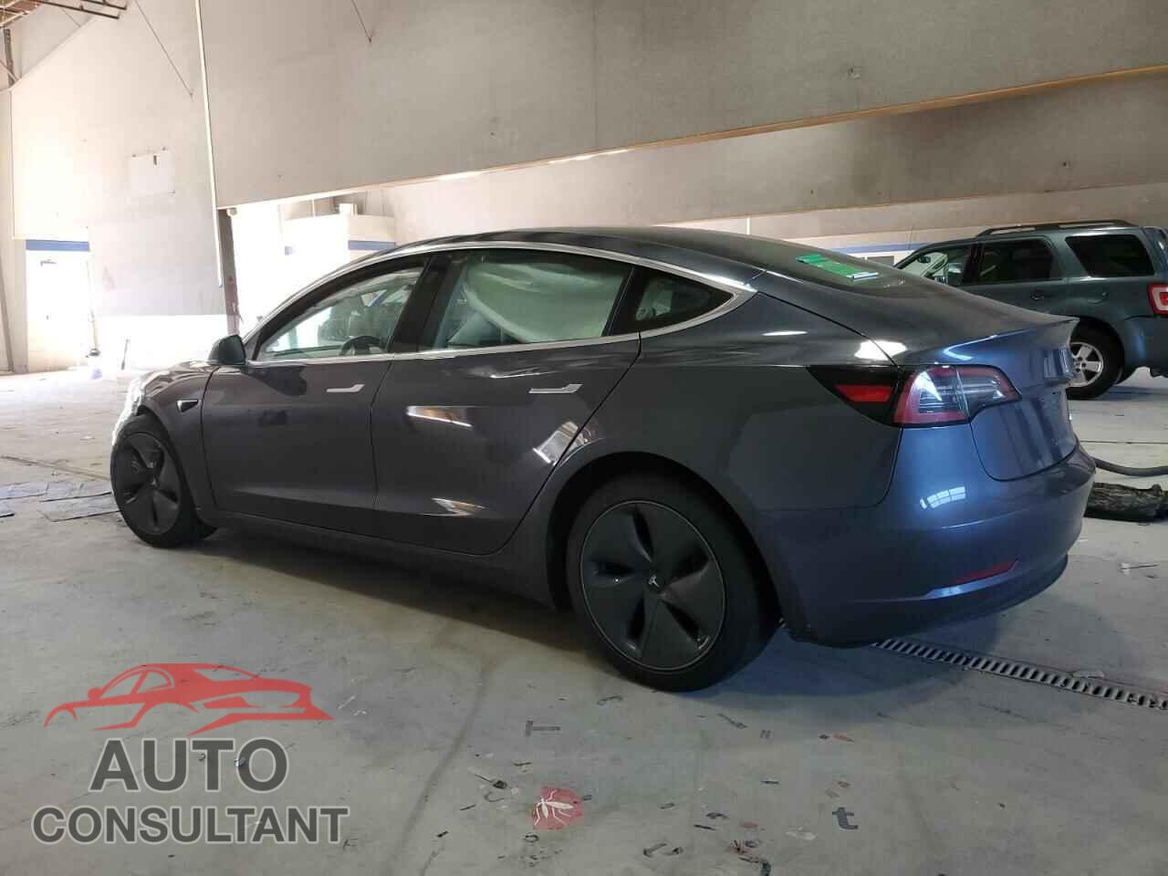 TESLA MODEL 3 2018 - 5YJ3E1EBXJF104237