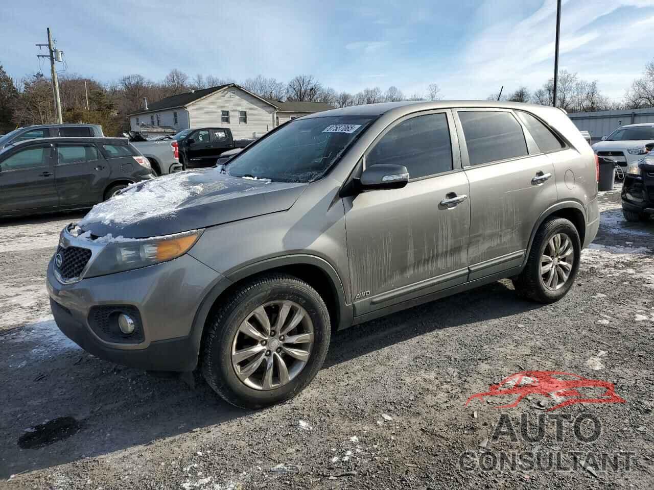 KIA SORENTO 2011 - 5XYKUDA27BG017444