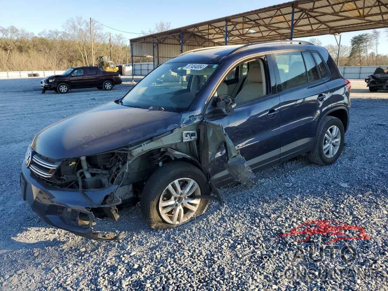 VOLKSWAGEN TIGUAN 2016 - WVGBV7AX7GW522450