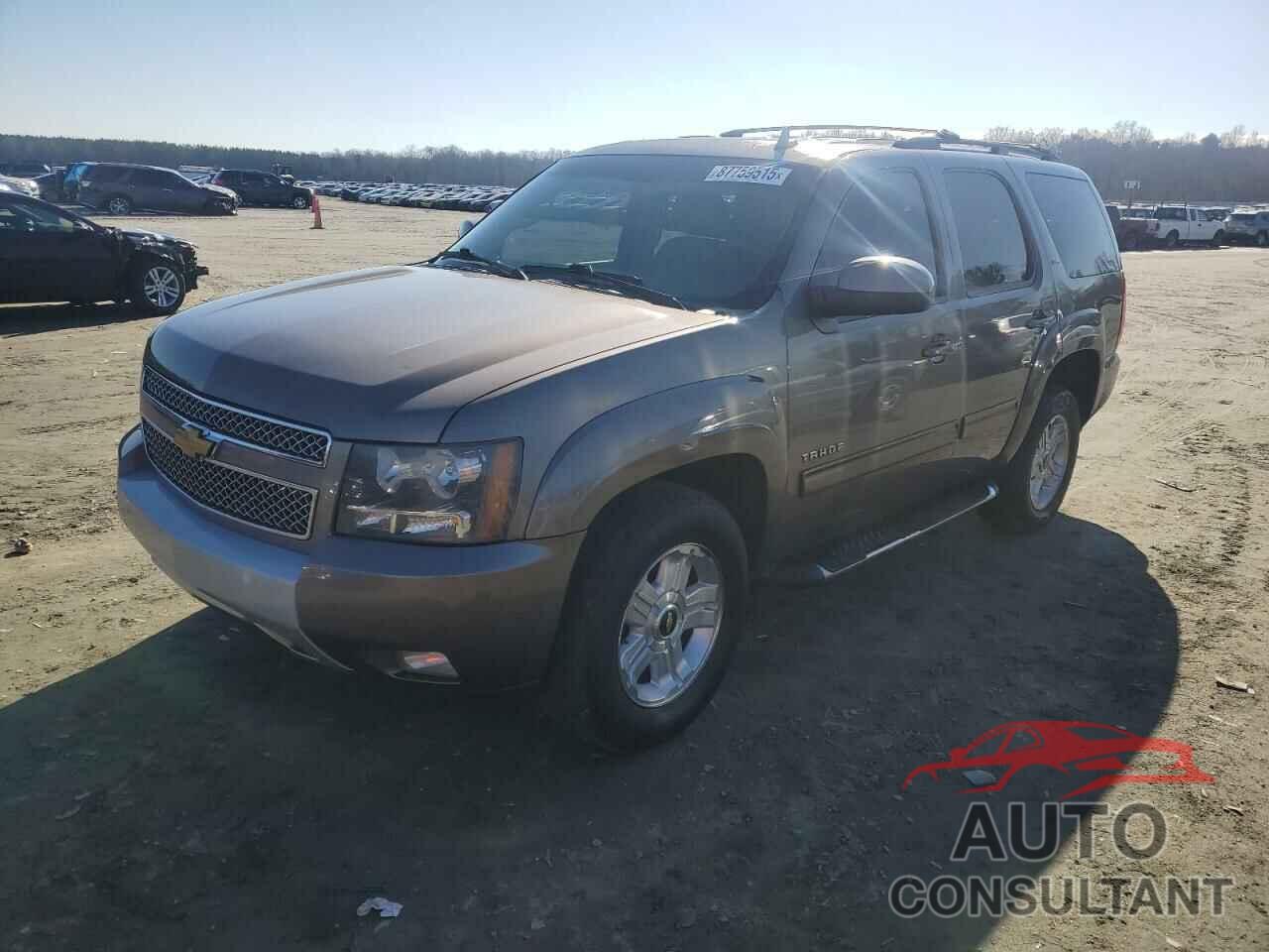 CHEVROLET TAHOE 2013 - 1GNSCBE08DR364342