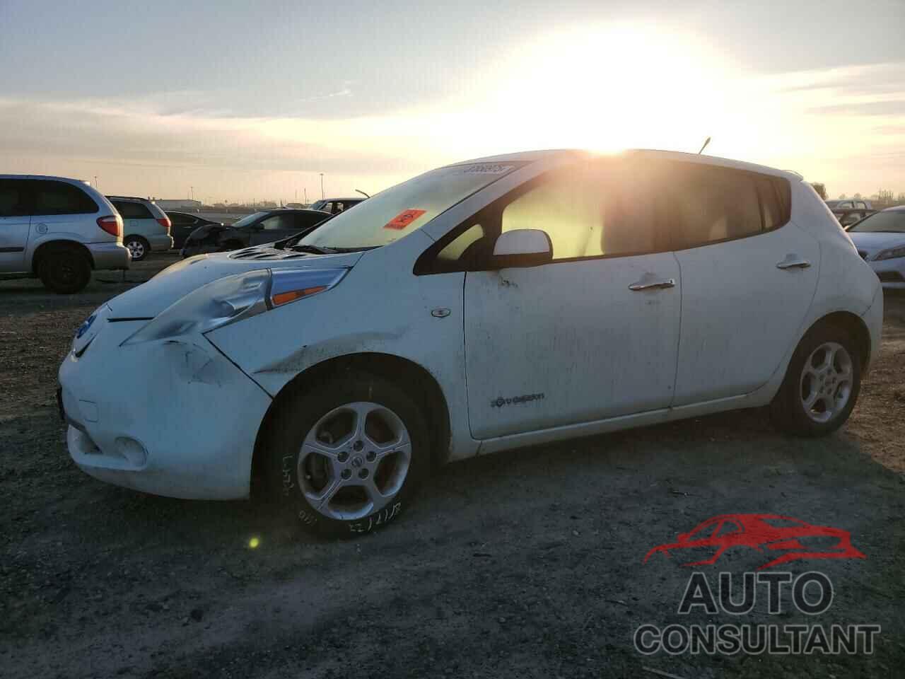 NISSAN LEAF 2011 - JN1AZ0CP4BT009064