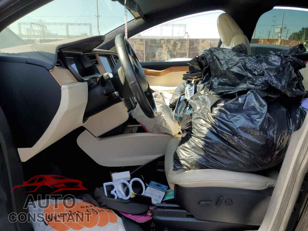 TESLA MODEL X 2021 - 5YJXCDE22MF308169