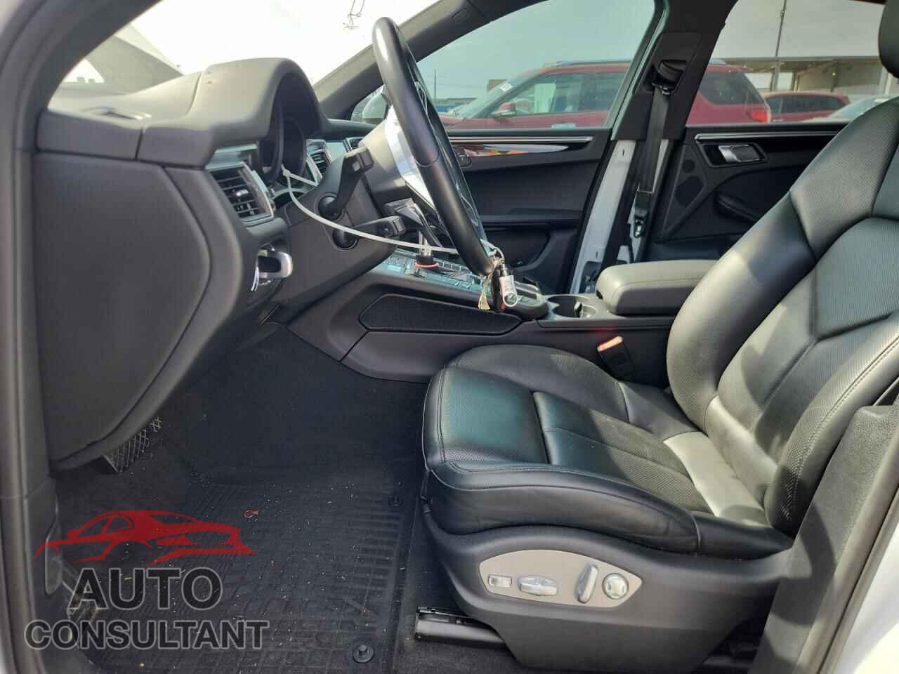 PORSCHE MACAN 2018 - WP1AA2A51JLB21657