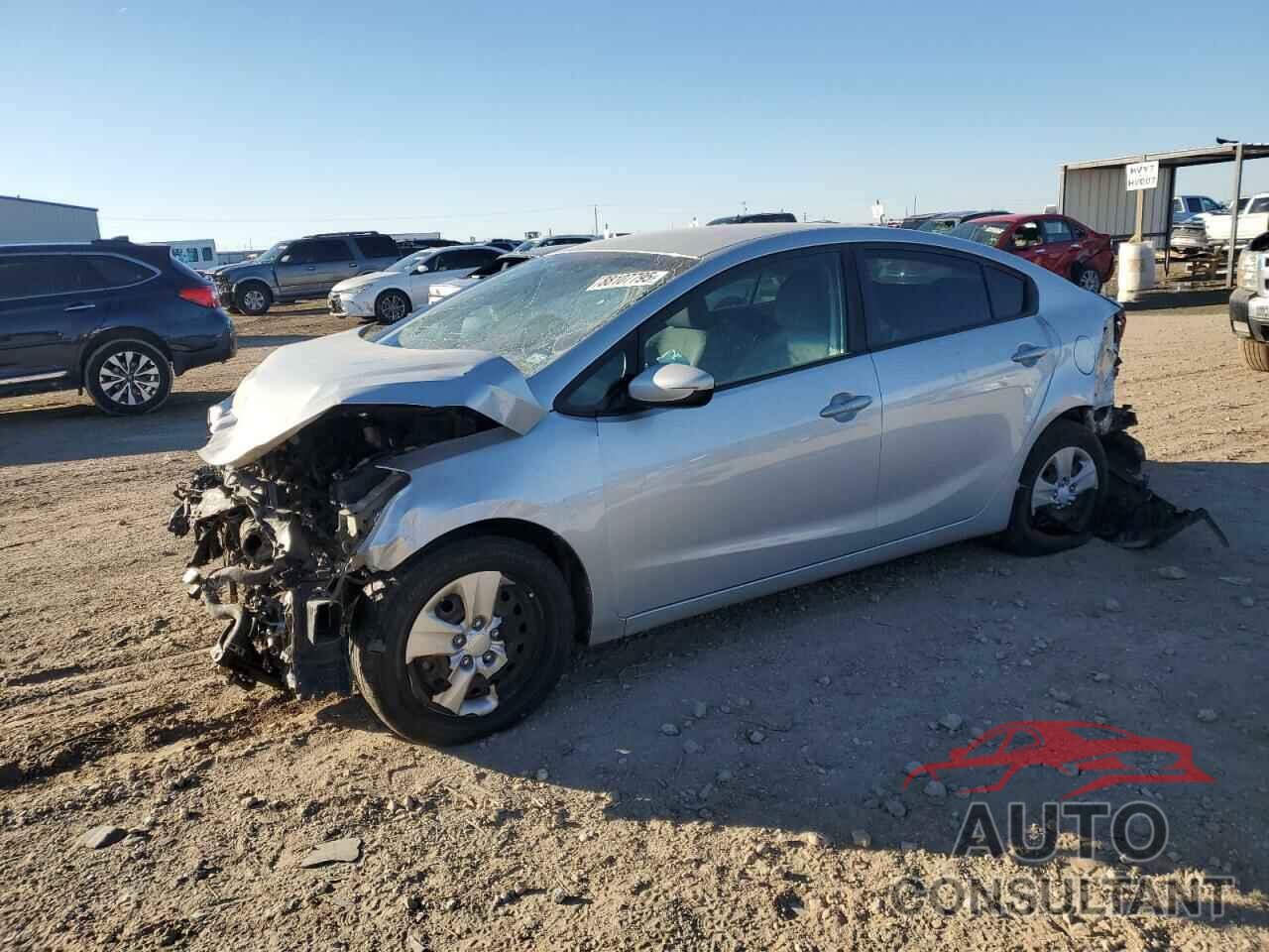 KIA FORTE 2018 - 3KPFK4A75JE283303