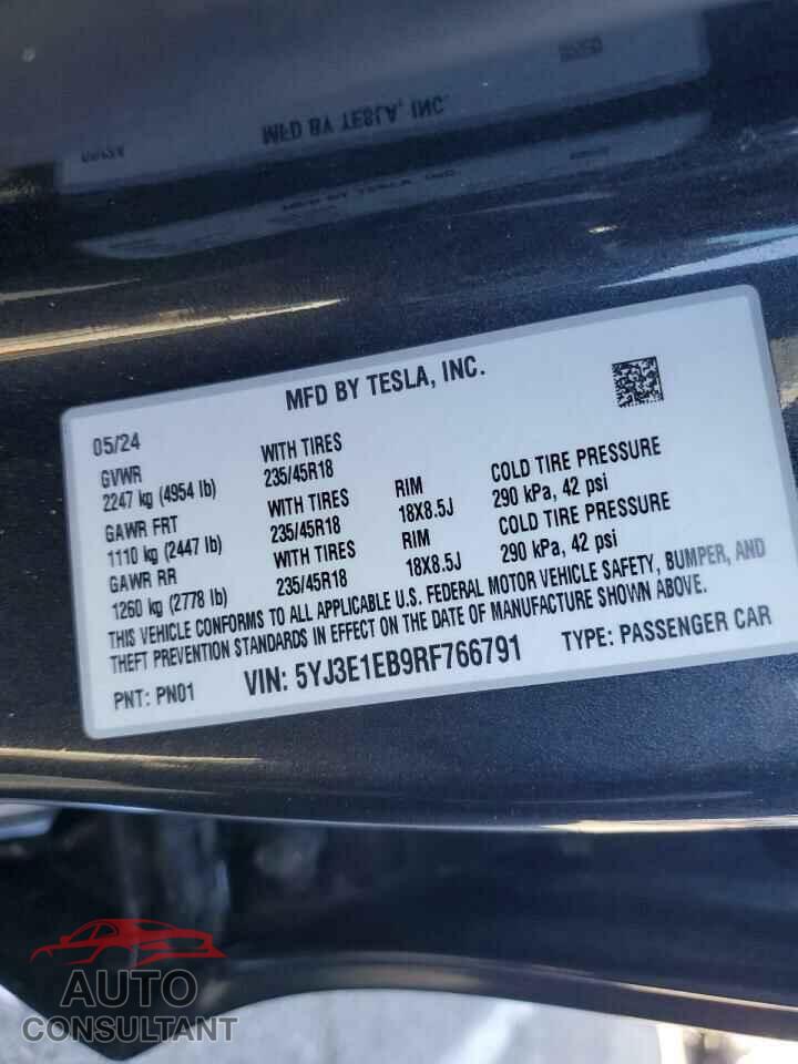 TESLA MODEL 3 2024 - 5YJ3E1EB9RF766791