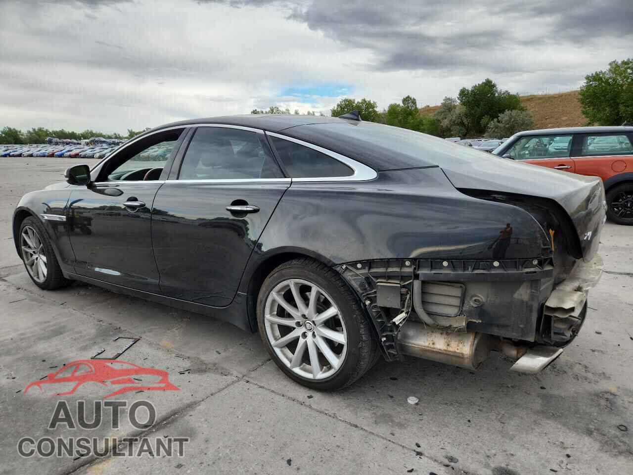 JAGUAR XJ 2013 - SAJWJ1CD5D8V48824