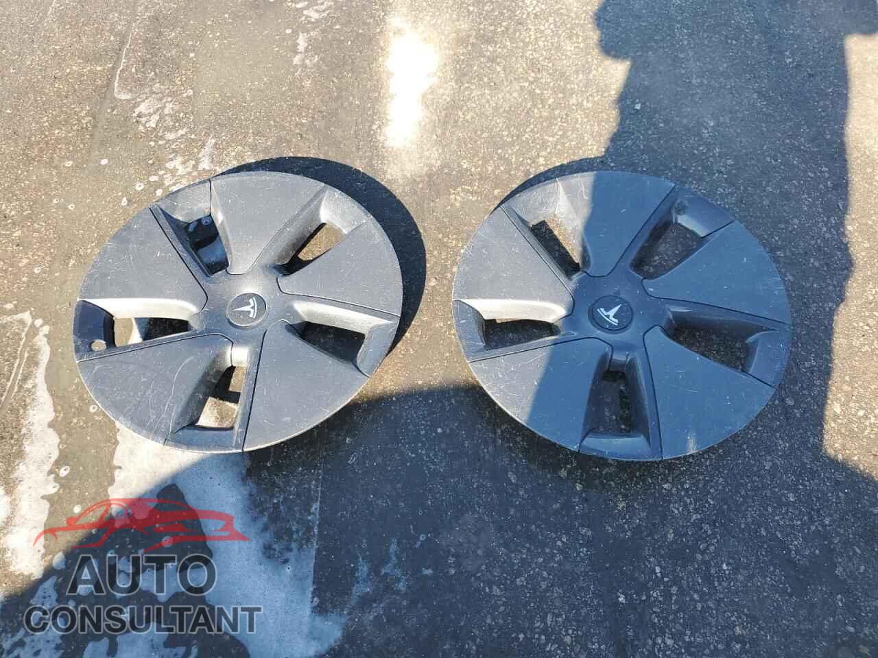 TESLA MODEL 3 2021 - 5YJ3E1EB6MF093158