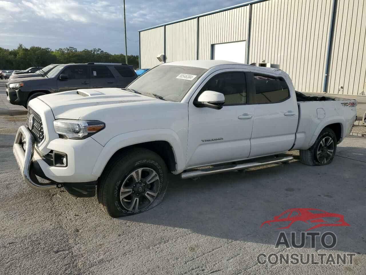 TOYOTA TACOMA 2018 - 3TMDZ5BN5JM040618