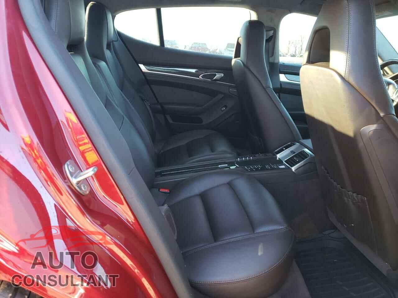 PORSCHE PANAMERA 2016 - WP0AF2A77GL080237
