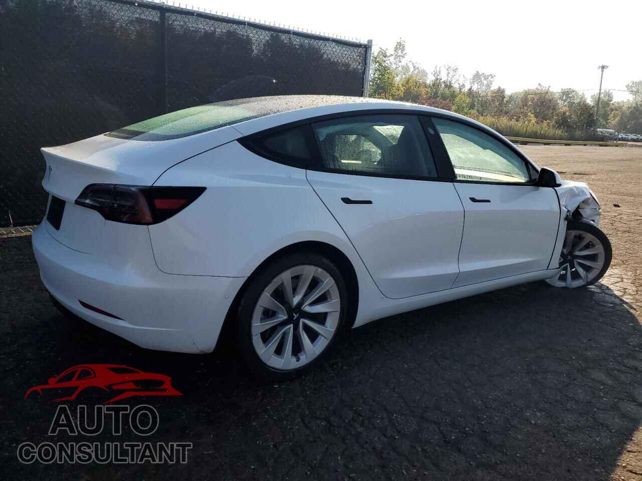 TESLA MODEL 3 2022 - 5YJ3E1EA6NF371131