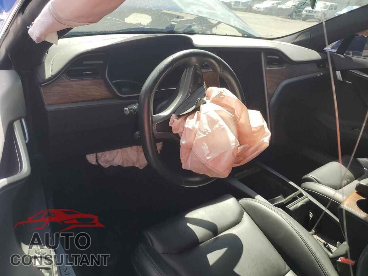 TESLA MODEL S 2021 - 5YJSA1E24MF424231
