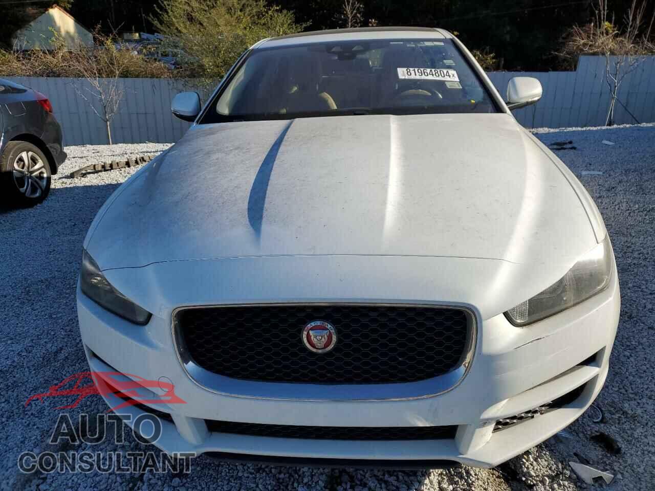 JAGUAR XE 2018 - SAJAR4FX7JCP27482