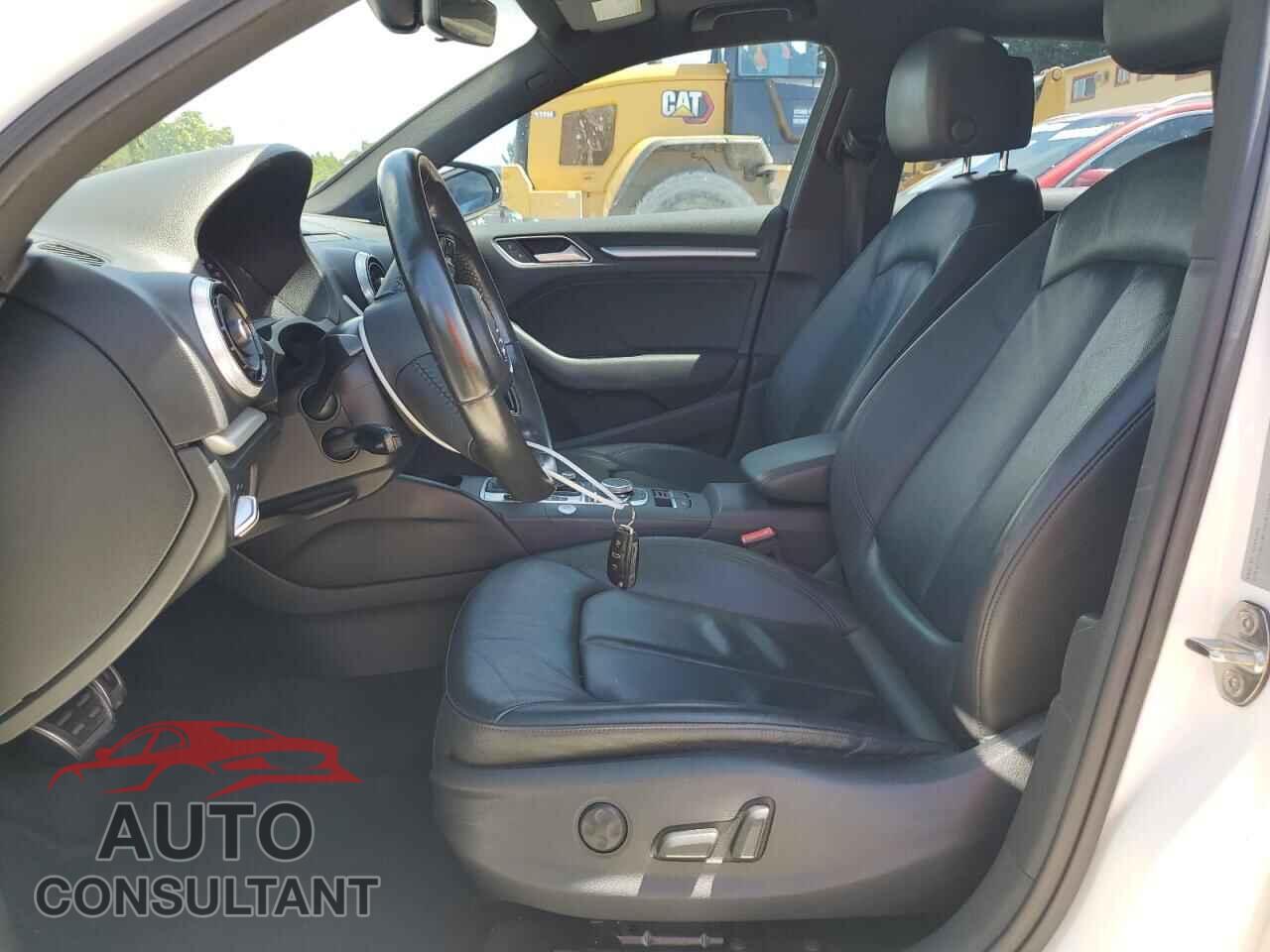 AUDI A3 2017 - WAUAUGFF2H1050334
