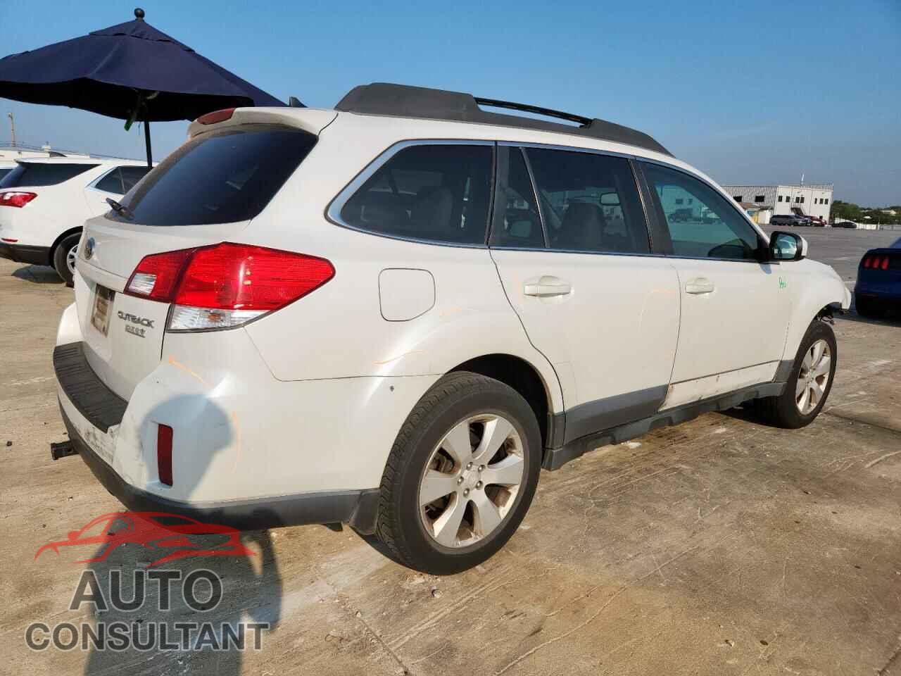 SUBARU OUTBACK 2011 - 4S4BRBLC1B3317475