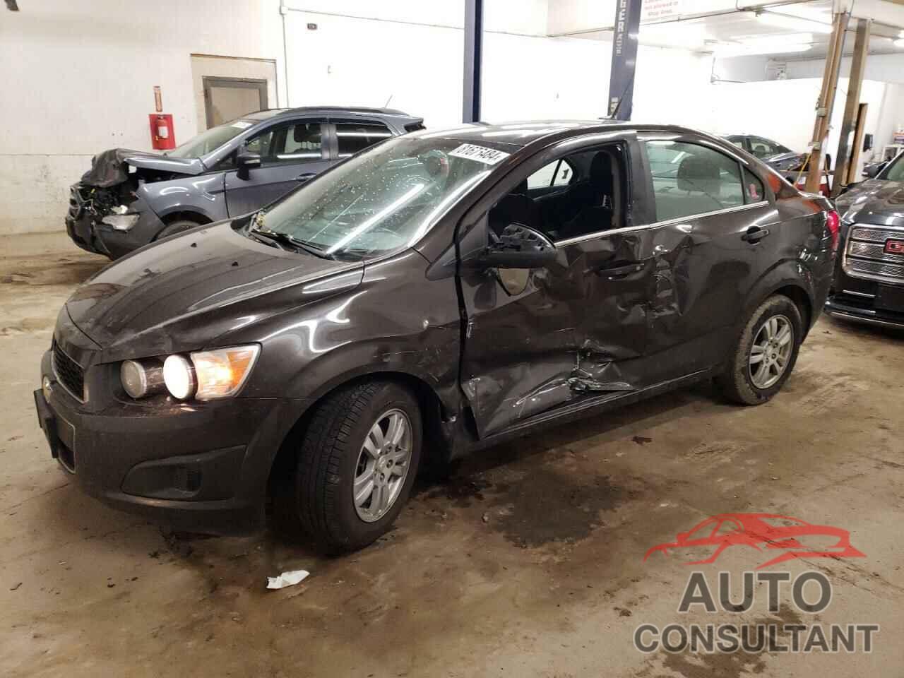 CHEVROLET SONIC 2014 - 1G1JC5SB3E4238733